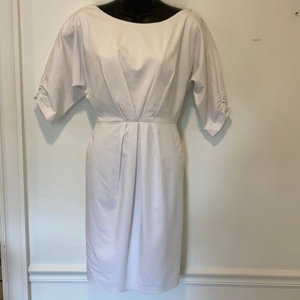Black Halo White Pleated Sheath Dress Size 6